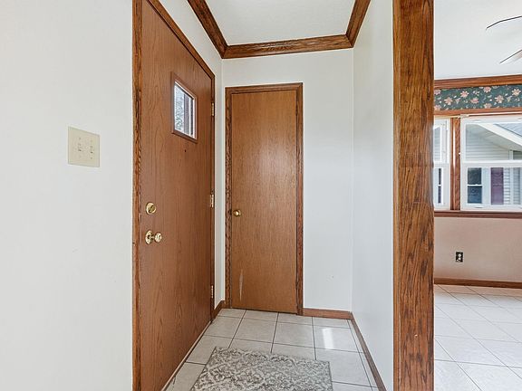 2nd image of 2702 Florida Dr