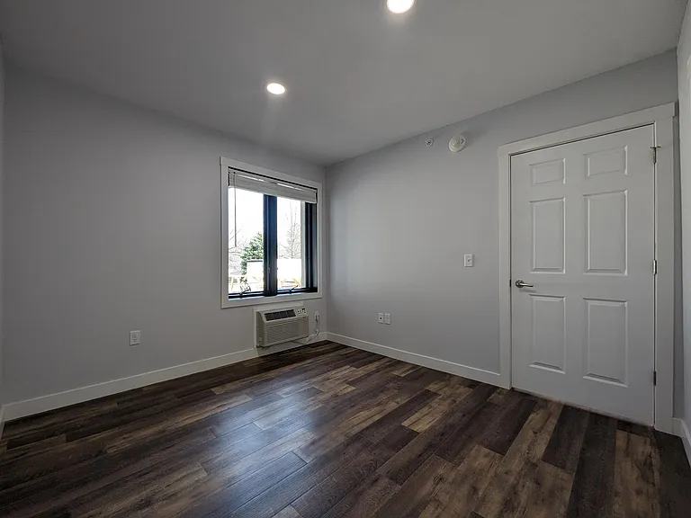 413 Jefferson St #19 — Photo 6