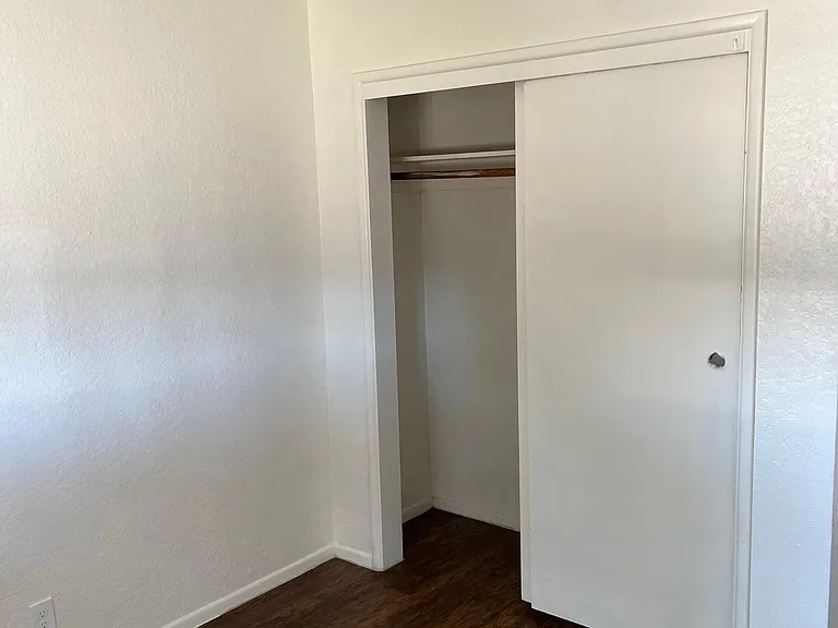 4318 E Pima St — Photo 10