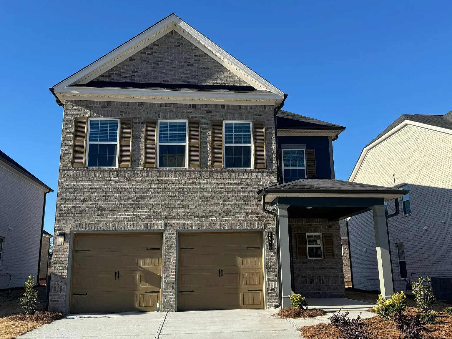 2070 Ecoland Dr — Photo 2