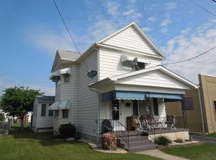 220 Center St, Dupont, PA 18641