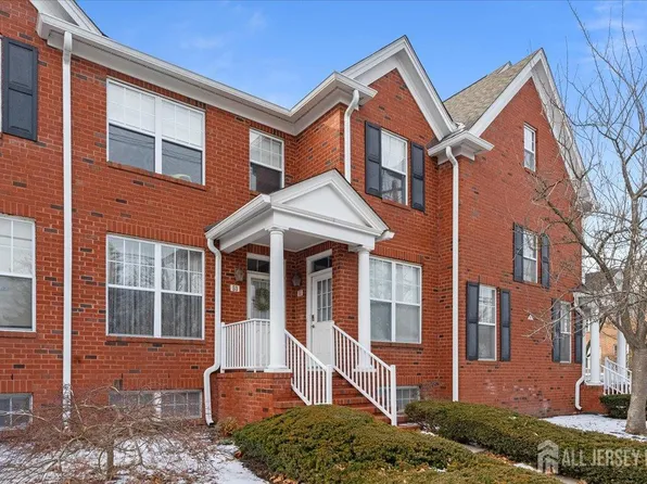 53 Center St, Metuchen, NJ 08840