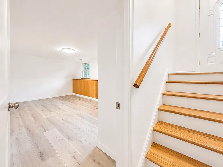 18 Linda St — Photo 21