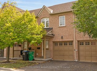 3150 Erin Centre Blvd #49, Mississauga, ON L5M 7Z2