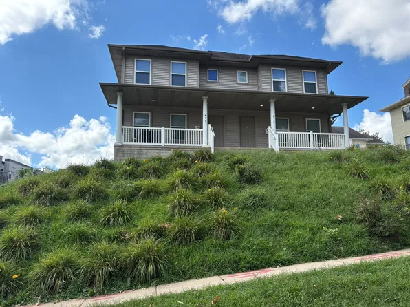 213 Myrtle Ave, Iowa City, IA 52246