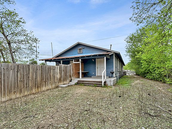 4th image of 3314 Perez St #101