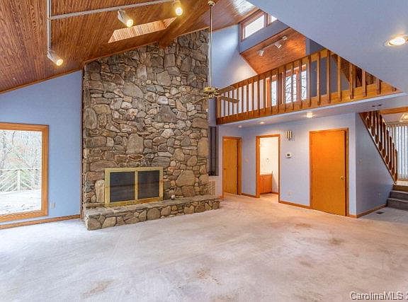 4th image of 5215 Rue De Balsiglia Ave NE