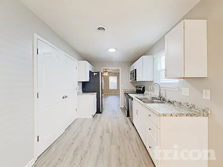 257 Indian Park Dr — Photo 6