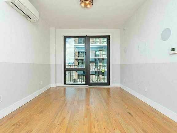 4th image of 115 Stanwix St #632