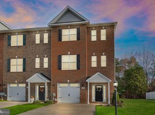 1030 Rye Dr, La Plata, MD 20646