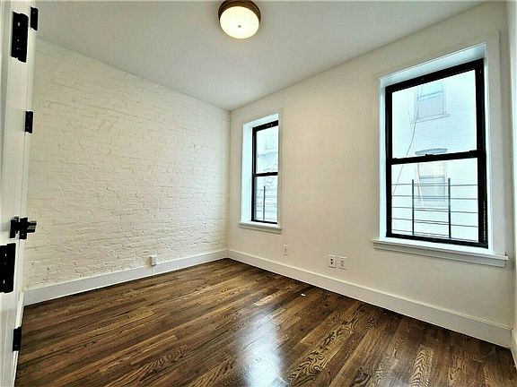 4th image of 249 Midwood St APT 9