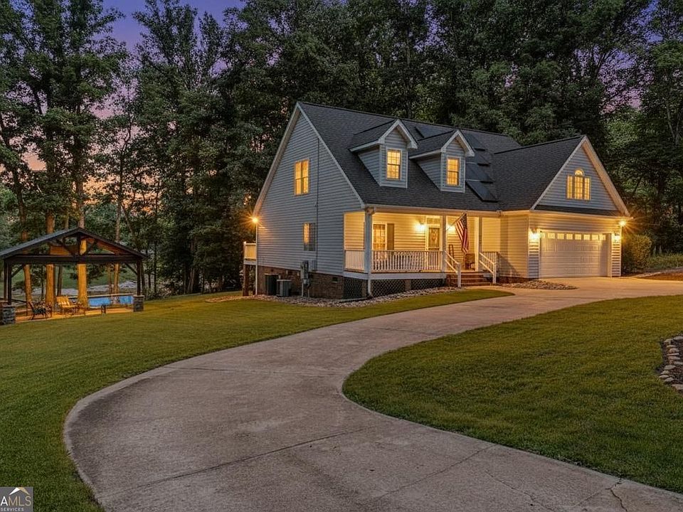 1st image of 217 Maret Rd