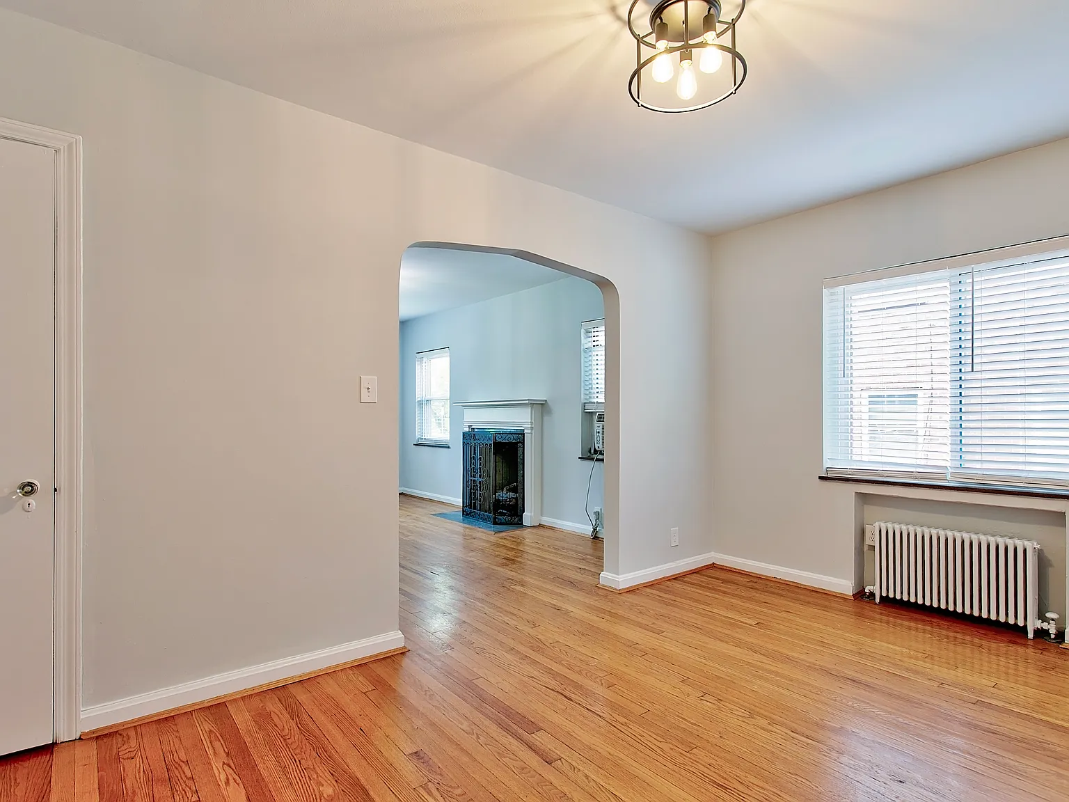 2 bed, 1200 sqft, $1,295 — Photo 3