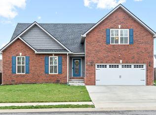 883 Burley Barn Rd, Clarksville, TN 37042