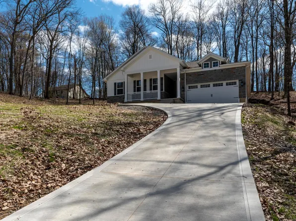 701 Grand View Dr, Howard, OH 43028