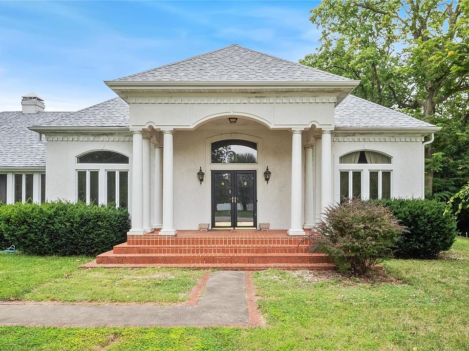1st image of 1432 Saddlewood Dr
