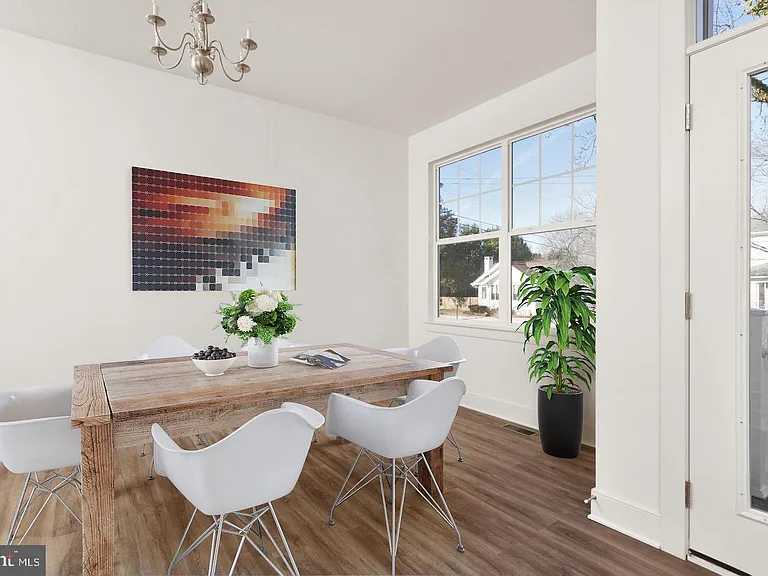 13 1st Ave SW #6 — Photo 9