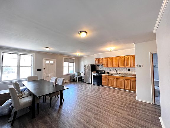 2nd image of 127 Bay 10th St #1F