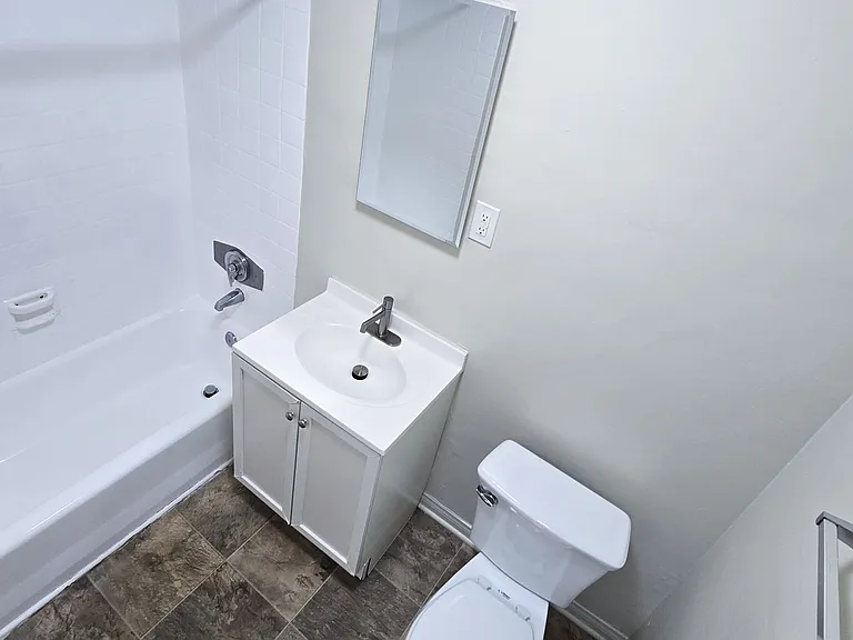 652 Veteran Ave — Photo 39