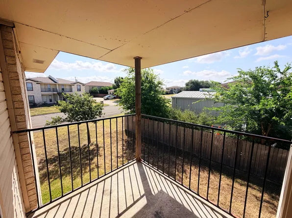 2217-2223 Breezy Dr #2221, Woodway, TX 76712