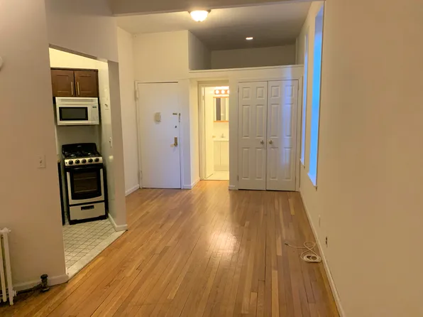 101 West 86th Street image 1 of 7