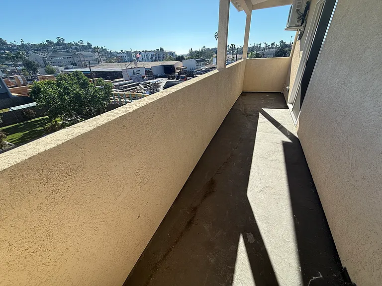 4860 Palm Ave — Photo 33