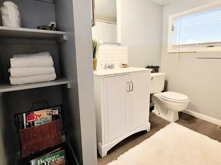 629 E Maple St — Photo 21