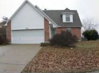 1312 NE Ridgeview Dr, Lees Summit, MO 64086