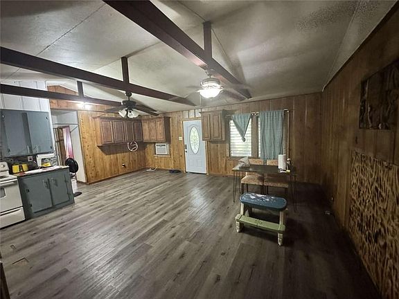 4th image of 20530 Carpenter Rd