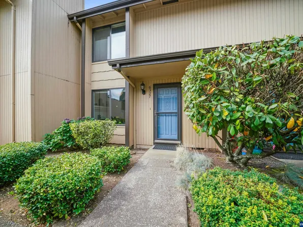 6327 Fairway Ave SE #23, Salem, OR 97306