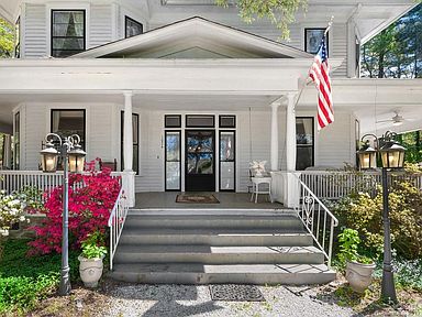 1024 State St, Hendersonville, NC 28739 | Zillow