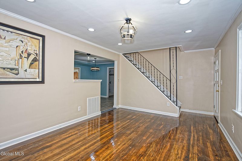 5th image of 1161 Highbridge Road