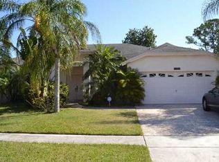 194 Gulfstream Cir, Royal Palm Beach, FL 33411