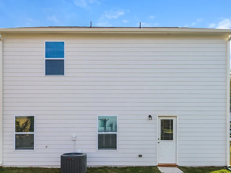 704 Plow Point — Photo 16