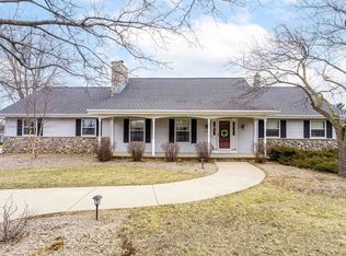 1619 Irish Rd, Neenah, WI 54956