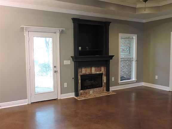 4th image of 113 Shadow Creek Dr