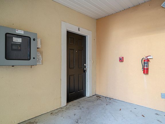 3rd image of 3670 Kirkpatrick Cir Unit 8