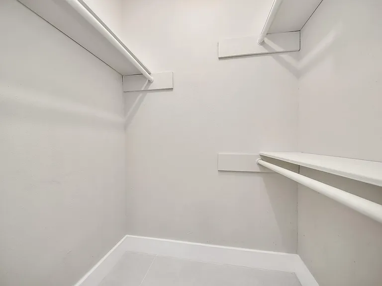 7403 Shady Arbor Ln — Photo 33