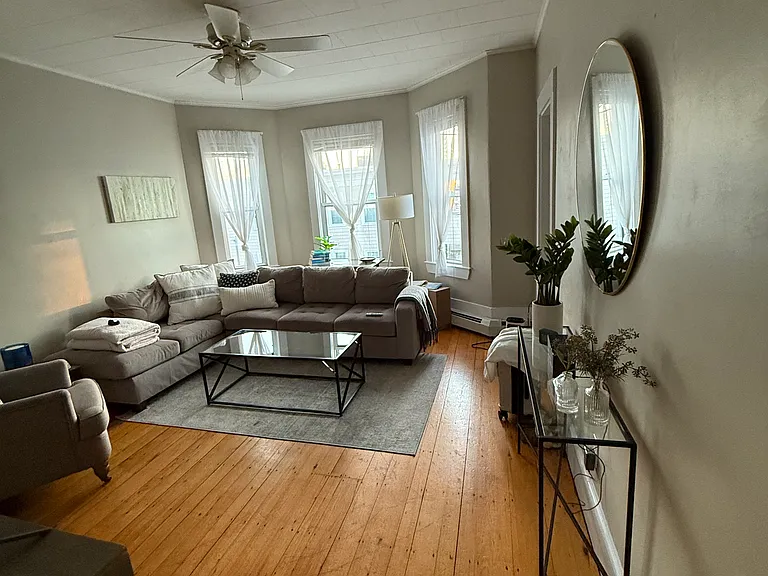 186 L St #3 — Photo 13