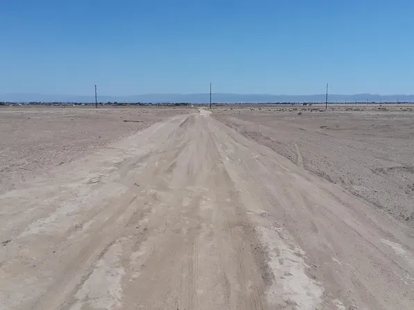 67 Saint W, Rosamond, CA 93560