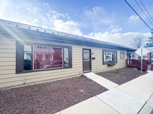 11 N Chestnut St APT A