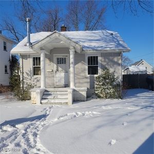 134 Marseilles Ave, Elyria, OH, 44035