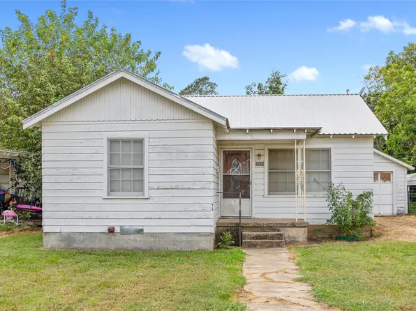 2505 Vine St, Brownwood, TX 76801