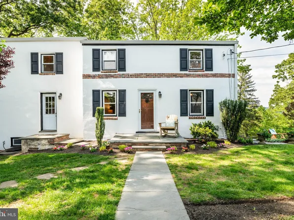 35-37 Watch Hill Ln, Malvern, PA 19355