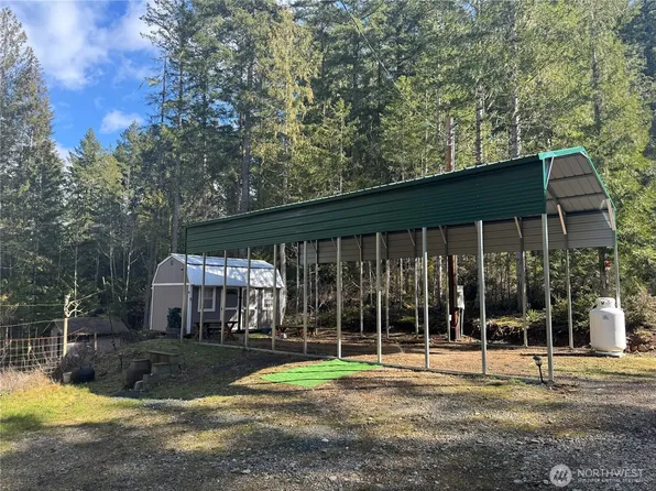 141 Seal Drive, Brinnon, WA 98320