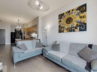 7171 Yonge St #309, Markham, ON L3T 0C5