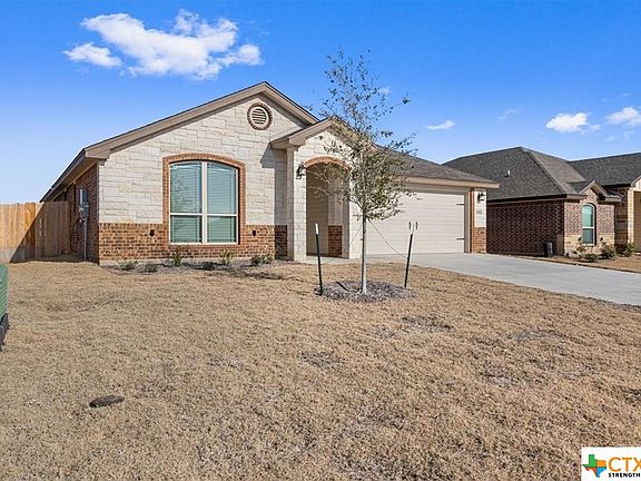 2nd image of 2607 Cedar Glen Dr
