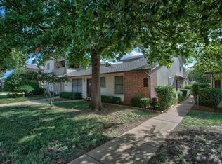 626 Timberline Dr, Hurst, TX 76053