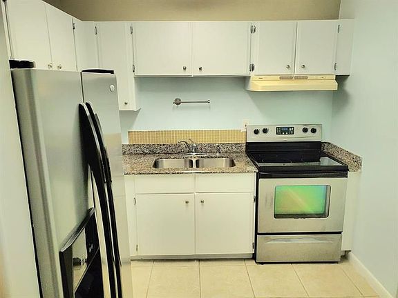 3rd image of 1900 S Kanner Hwy APT 1-205