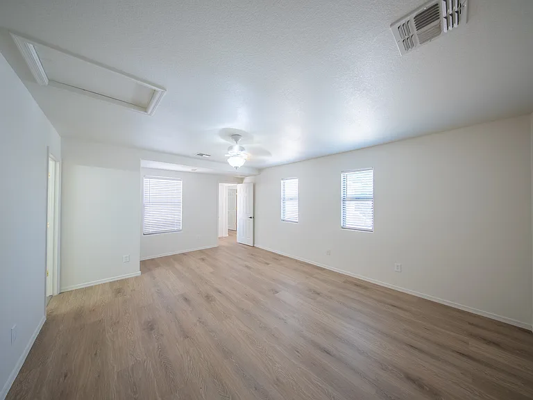 21160 E Avenida Del Valle — Photo 19
